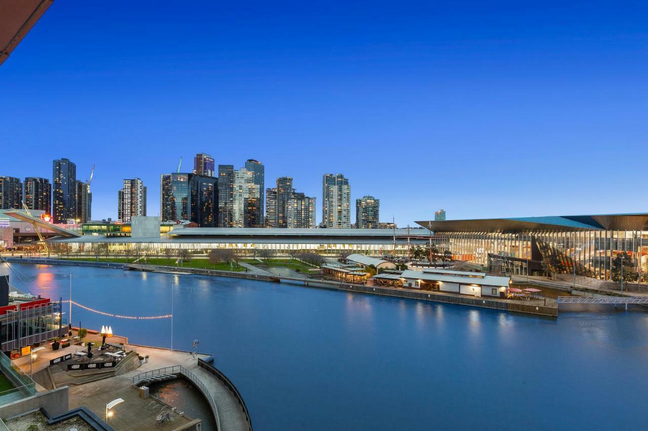 Melbourne Holiday Apartments Flinders Wharf Exterior photo